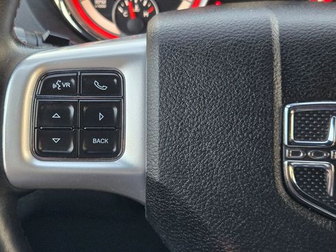 Used 2019 Dodge Grand Caravan GT FWD image 27