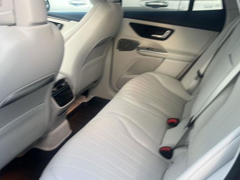 Used 2024 Mercedes-Benz EQE 350+ 4MATIC SUV image 12