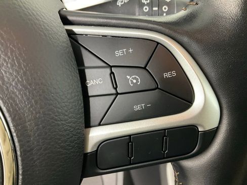 Used 2021 Jeep Compass Latitude w/ Convenience Group image 18