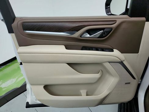 Used 2022 GMC Yukon XL Denali AWD/4WD image 23