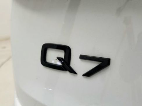 Used 2023 Audi Q7 3.0T Prestige w/ Prestige Package AWD/4WD image 31