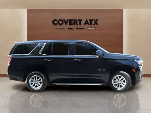 Used 2024 Chevrolet Tahoe LT w/ Luxury Package RWD image 6