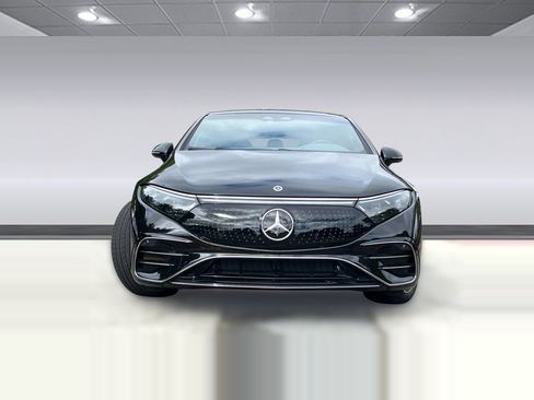 Certified 2024 Mercedes-Benz EQS 580 4MATIC Sedan image 4