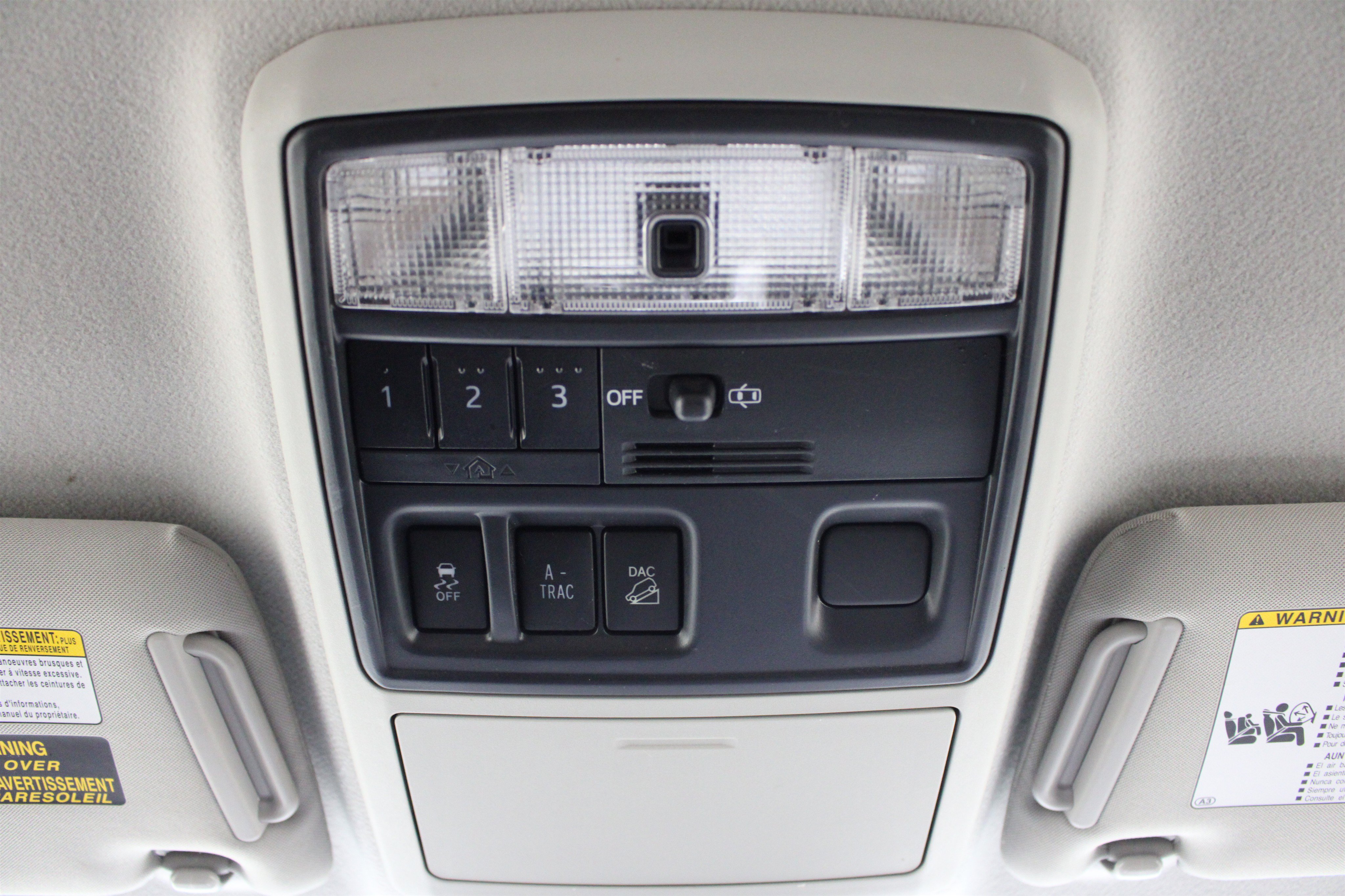 Used 2019 Toyota 4Runner SR5 Premium AWD/4WD image 19
