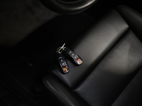 Used 2017 Porsche 911 Carrera S RWD image 38