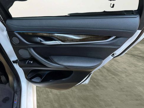 Used 2017 BMW X6 xDrive35i image 26