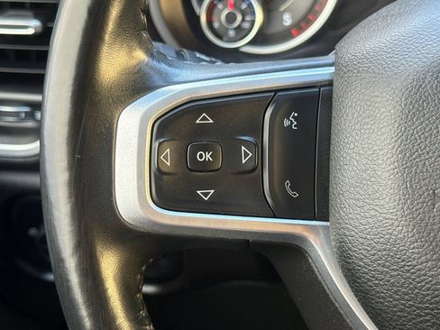 Used 2024 RAM 2500 Big Horn AWD/4WD image 35