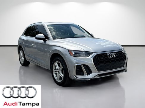 Used 2025 Audi Q5 e Premium AWD/4WD image 1