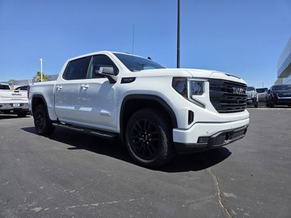 New 2025 GMC Sierra 1500 Elevation w/ Elevation Premium Package