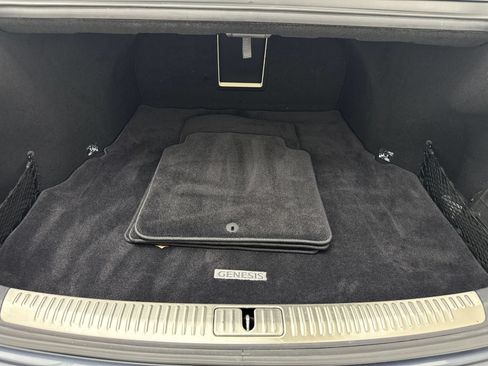 Used 2017 Genesis G90 3.3T Premium RWD image 49