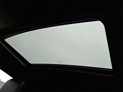 Used 2022 Dodge Challenger SRT Hellcat Redeye image 14