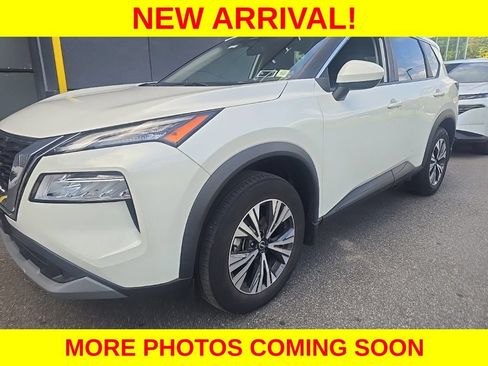 Used 2023 Nissan Rogue SV AWD/4WD image 2