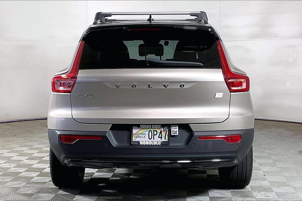 Used 2024 Volvo XC40 Recharge Ultimate w/ Protection Package Premier AWD/4WD image 3