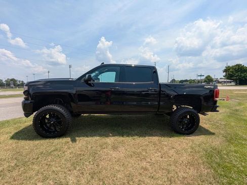 Used 2016 Chevrolet Silverado 1500 LT AWD/4WD image 6