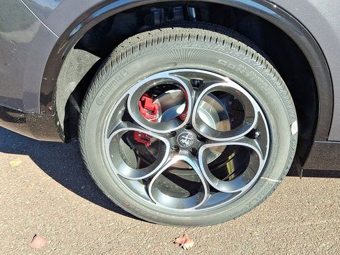 New 2025 Alfa Romeo Stelvio Sprint w/ Veloce Package image 6