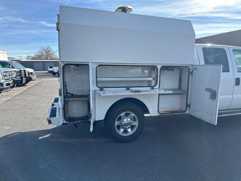 Used 2014 Ford F250 XLT w/ XLT Interior Package image 6