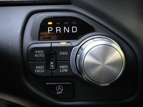 Used 2026 RAM 1500 Laramie w/ Sport Appearance Package AWD/4WD image 14