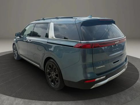 Used 2023 Kia Carnival SX Prestige FWD image 5