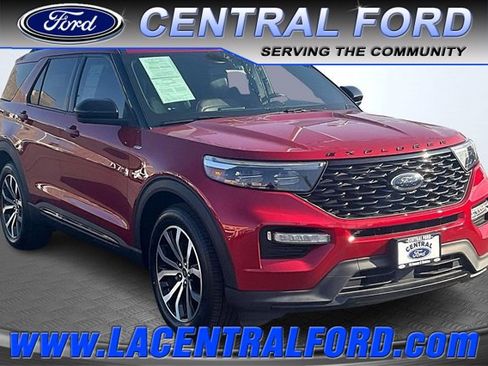Certified 2022 Ford Explorer ST-Line w/ Class IV Trailer Tow Package image 1
