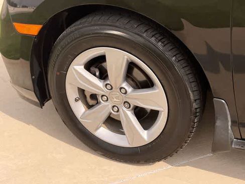Used 2018 Honda Odyssey EX-L image 9