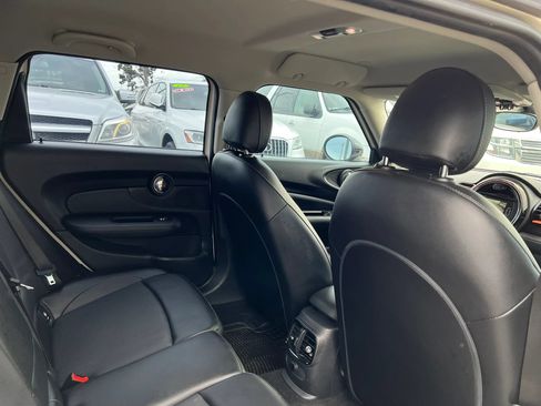 Used 2017 MINI Cooper Clubman FWD image 17