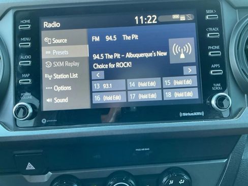 Used 2020 Toyota Tacoma TRD Sport image 26