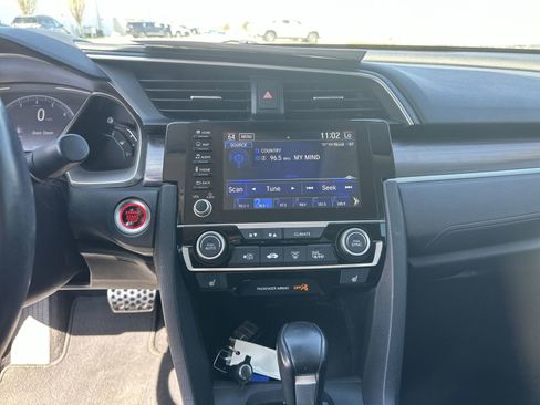 Used 2020 Honda Civic Touring image 13
