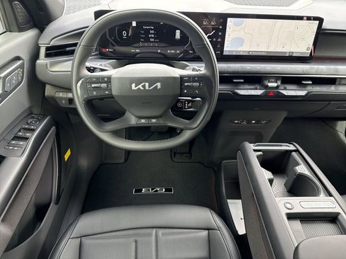 New 2026 Kia EV9 Land w/ Nightfall Edition Package image 13