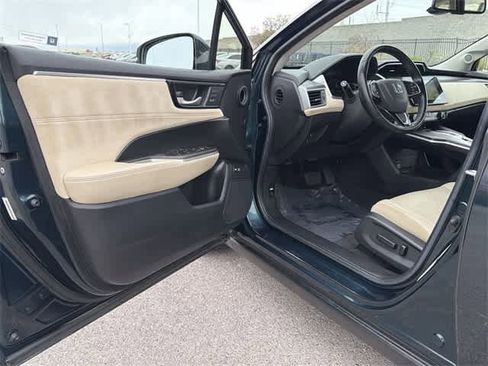 Used 2018 Honda Clarity Touring image 10