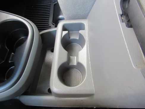 Used 2019 Nissan NV 2500 SV image 30