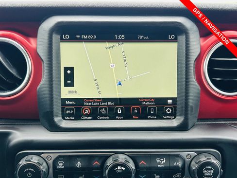 Used 2022 Jeep Wrangler Unlimited Rubicon w/ Xtreme Recon 35" Tire Package AWD/4WD image 4
