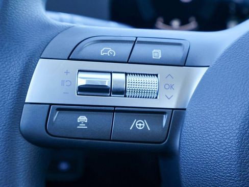 New 2026 Hyundai Kona SE image 16