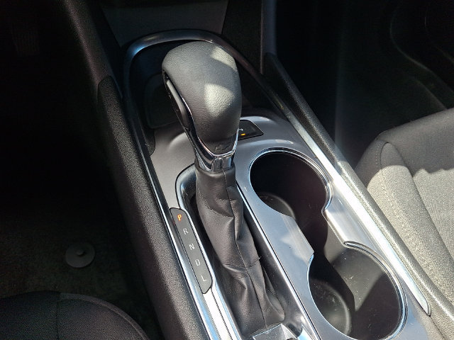 Used 2025 Chevrolet Malibu LT FWD image 14