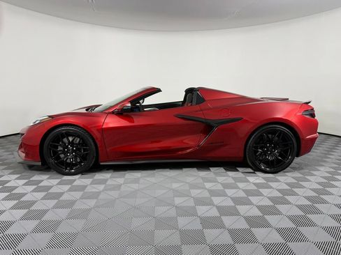 Used 2023 Chevrolet Corvette Z06 RWD image 33