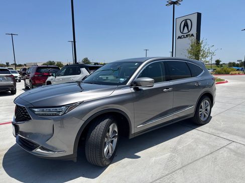 Used 2024 Acura MDX SH-AWD image 4