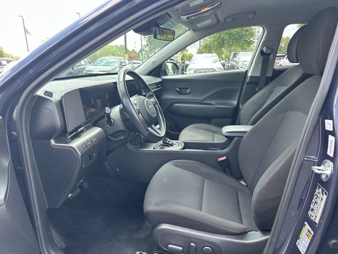 Used 2025 Hyundai Kona SEL FWD image 16