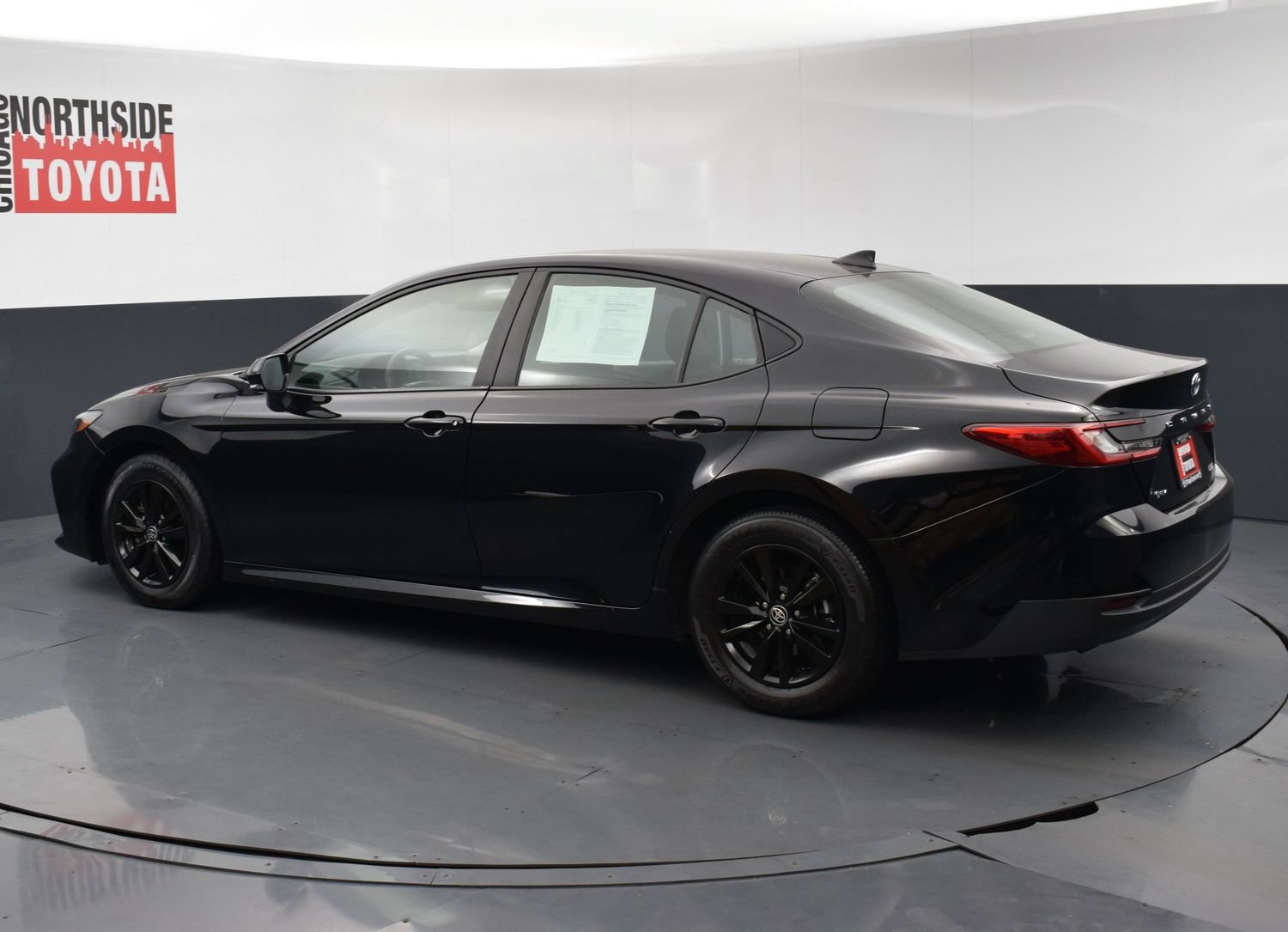 Used 2025 Toyota Camry LE FWD image 2
