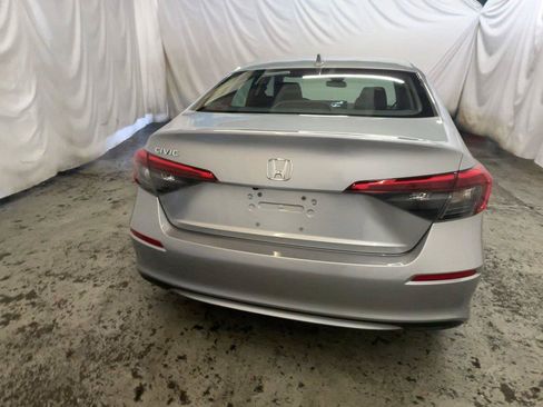 Used 2023 Honda Civic LX image 7
