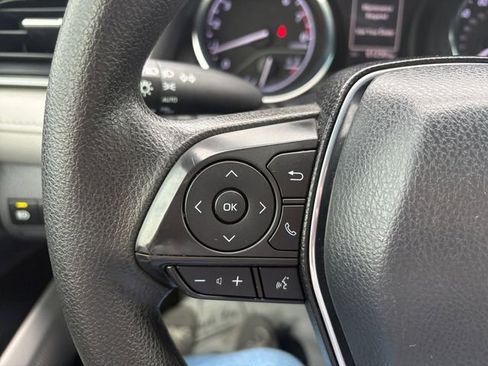 Used 2020 Toyota Camry LE w/ Convenience Package image 22