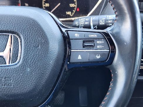 Used 2024 Honda HR-V Sport image 17