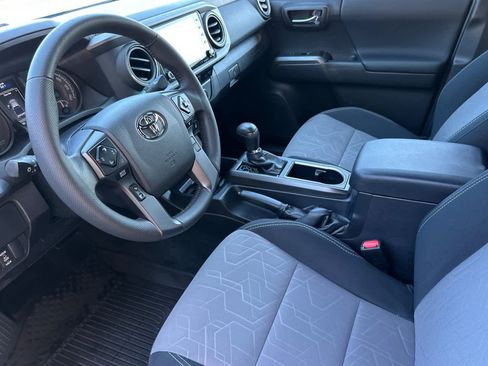 Used 2023 Toyota Tacoma TRD Off-Road AWD/4WD image 11
