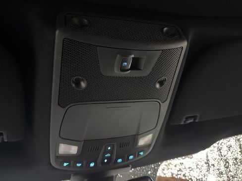 Used 2015 Ford F150 Platinum w/ Equipment Group 701A Luxury image 21