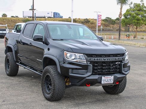 Used 2022 Chevrolet Colorado ZR2 AWD/4WD image 3