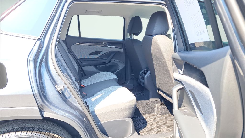 Used 2026 Volkswagen Tiguan S AWD/4WD image 14