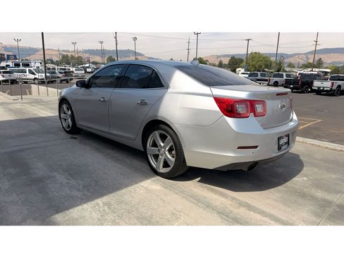 Used 2014 Chevrolet Malibu LTZ FWD image 5