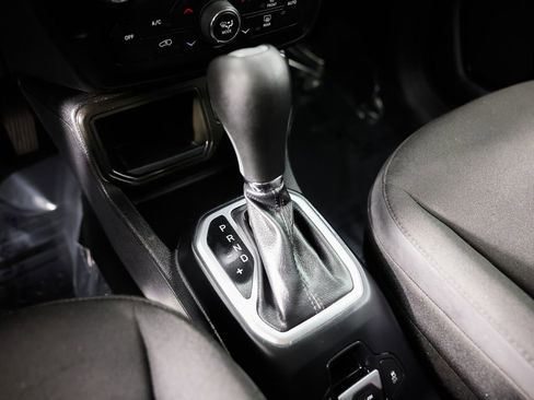 Used 2020 Jeep Renegade Altitude image 26