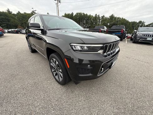 Certified 2022 Jeep Grand Cherokee L Overland AWD/4WD image 7