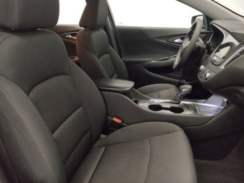 Used 2025 Chevrolet Malibu LT FWD image 21