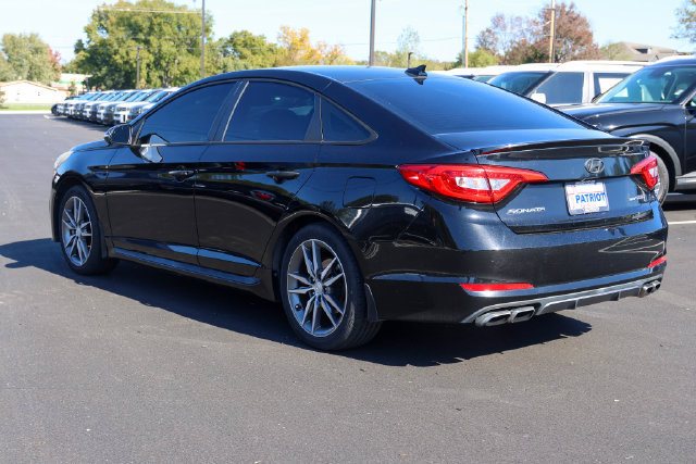 Used 2015 Hyundai Sonata Sport 2.0T FWD image 5