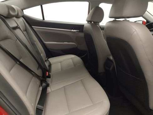 Used 2020 Hyundai Elantra Limited w/ Ultimate Package 03 FWD image 19